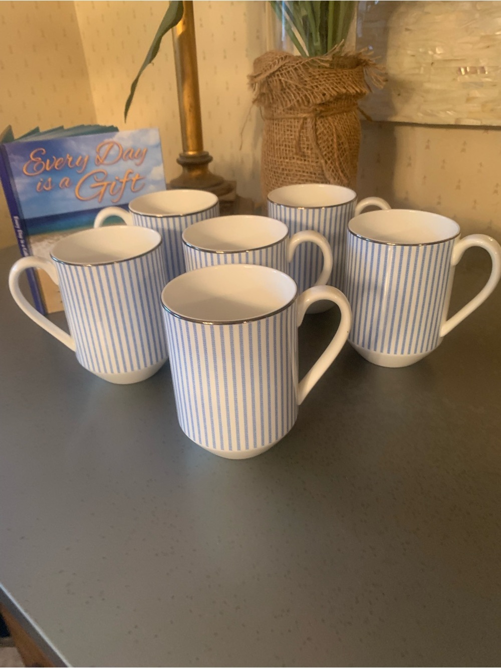 6 KATE SPADE New York, NEW NEVER USED, LENOX, Laurel Street coffee mugs.